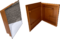  Armario com porta caramelo